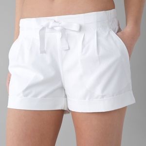 Lululemon White shorts